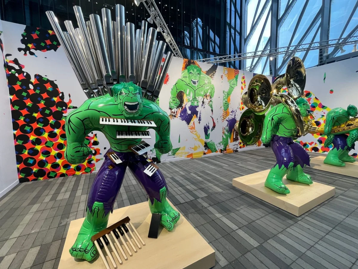 The High Stakes of the White Cube: Decoding the Economics of New York’s Art Fair Circuit