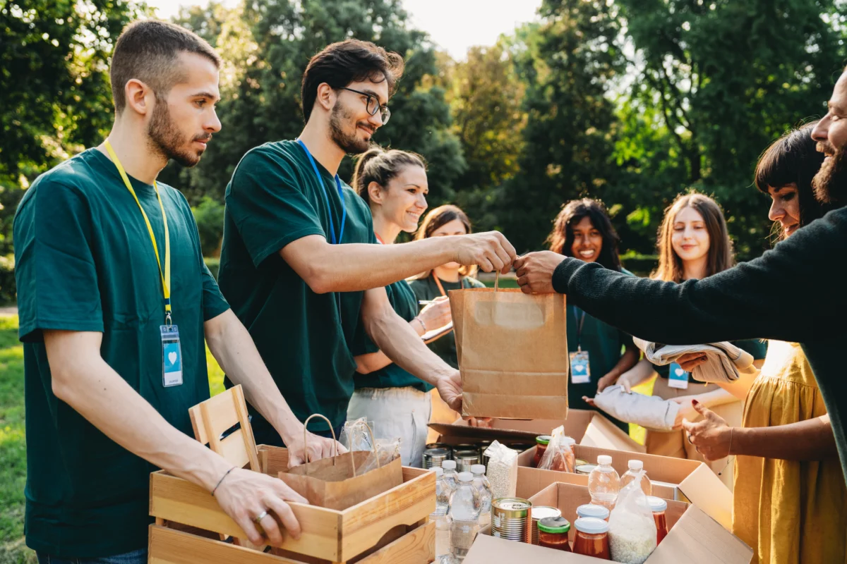 The Philanthropic Paradox: Record Giving Masks a Shrinking Donor Base, Catalyzing a Call for Volunteer Engagement